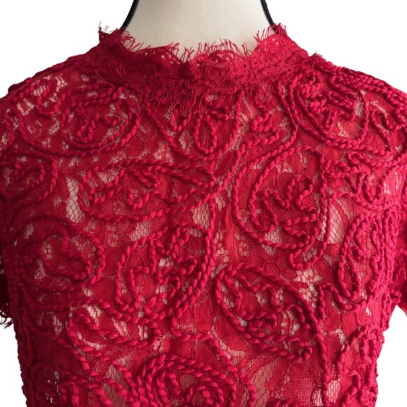 ZARA RED TEXTURED LACE TOP WITH ZIPPER ON THE BACK, SZ. M - Picture 3 of 6